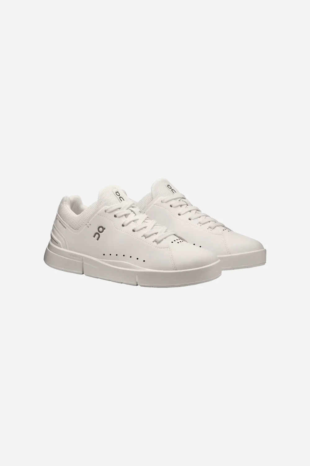 On Running Womens The Roger Advantage Sneakers in All White - Image 2