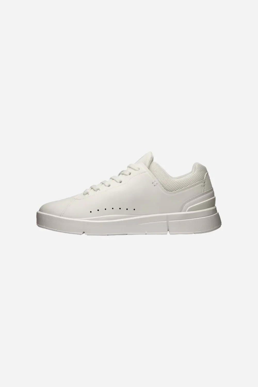 On Running Womens The Roger Advantage Sneakers in All White - Image 4