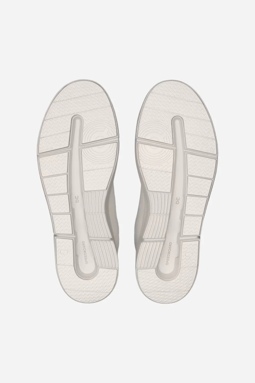 On Running Womens The Roger Advantage Sneakers in All White - Image 5
