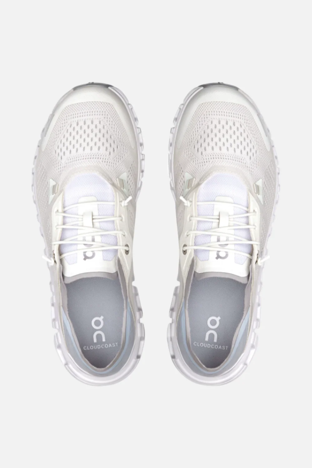 On Running Women's Cloud 6 Coast in White & Glacier - Image 4