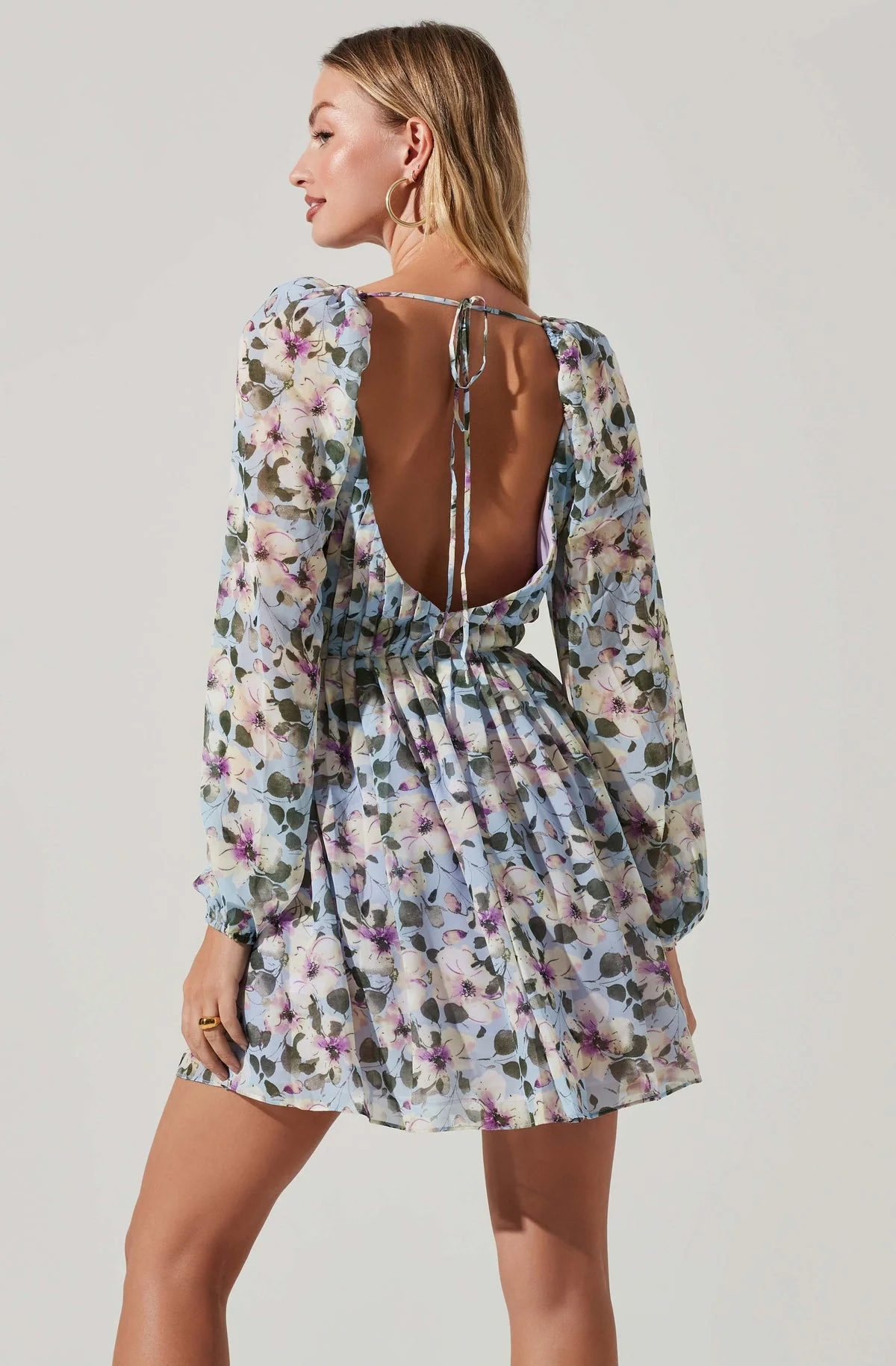 ASTR The Label Carina Floral Open Back Long-Sleeve Mini Dress in Blue Multi - Image 4