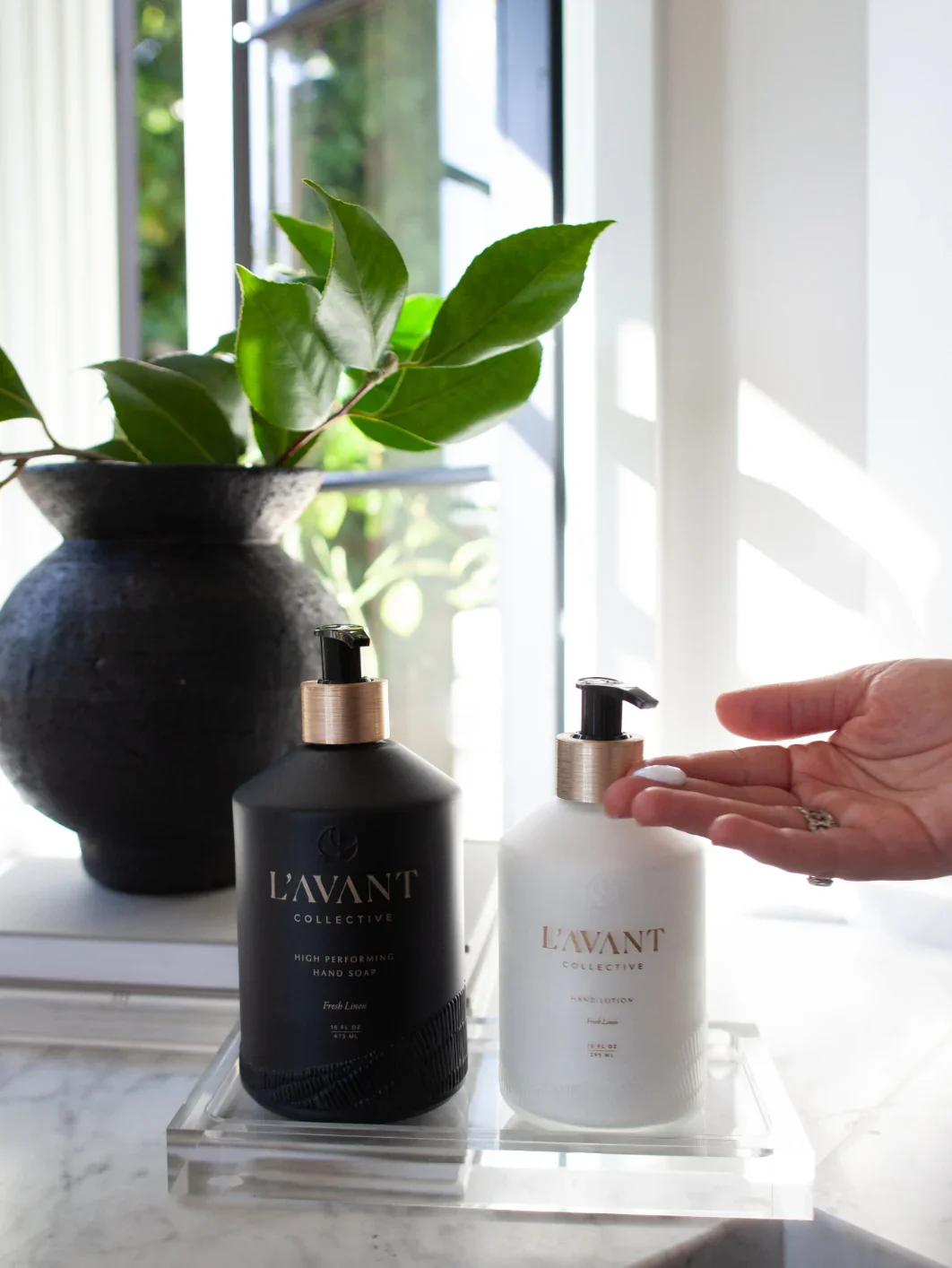 L'Avant Collective Inc. Fresh Linen Hand Lotion - Image 3