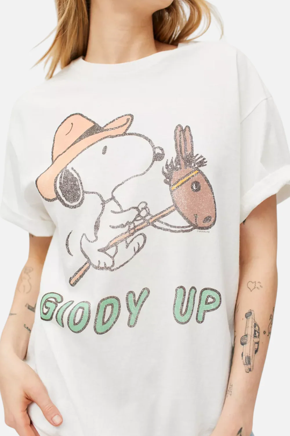 Junk Food Women's Giddy Up Snoopy Tee in White - Image 4