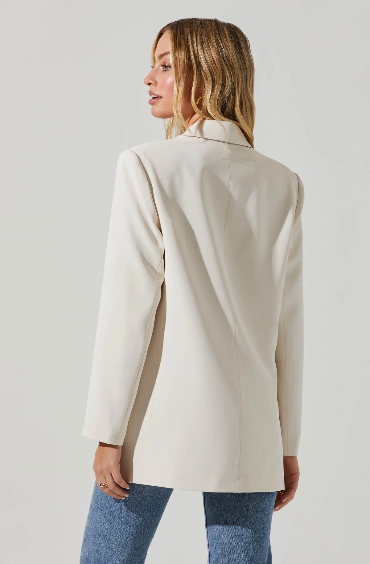 ASTR The Label Laudine Oversized Blazer in Off White - Image 6