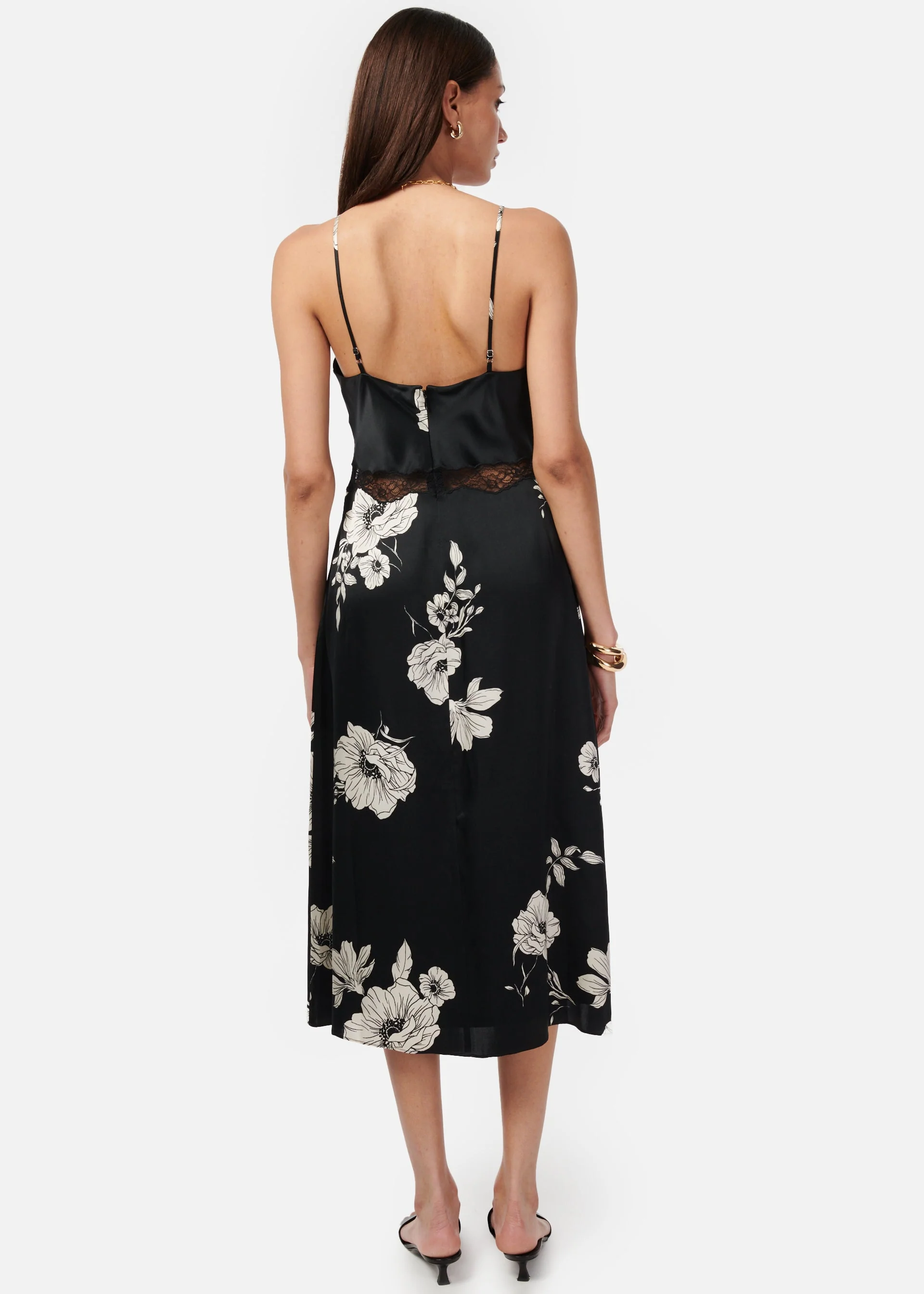 Camy NYC Marilyn Dress in Black - Image 4