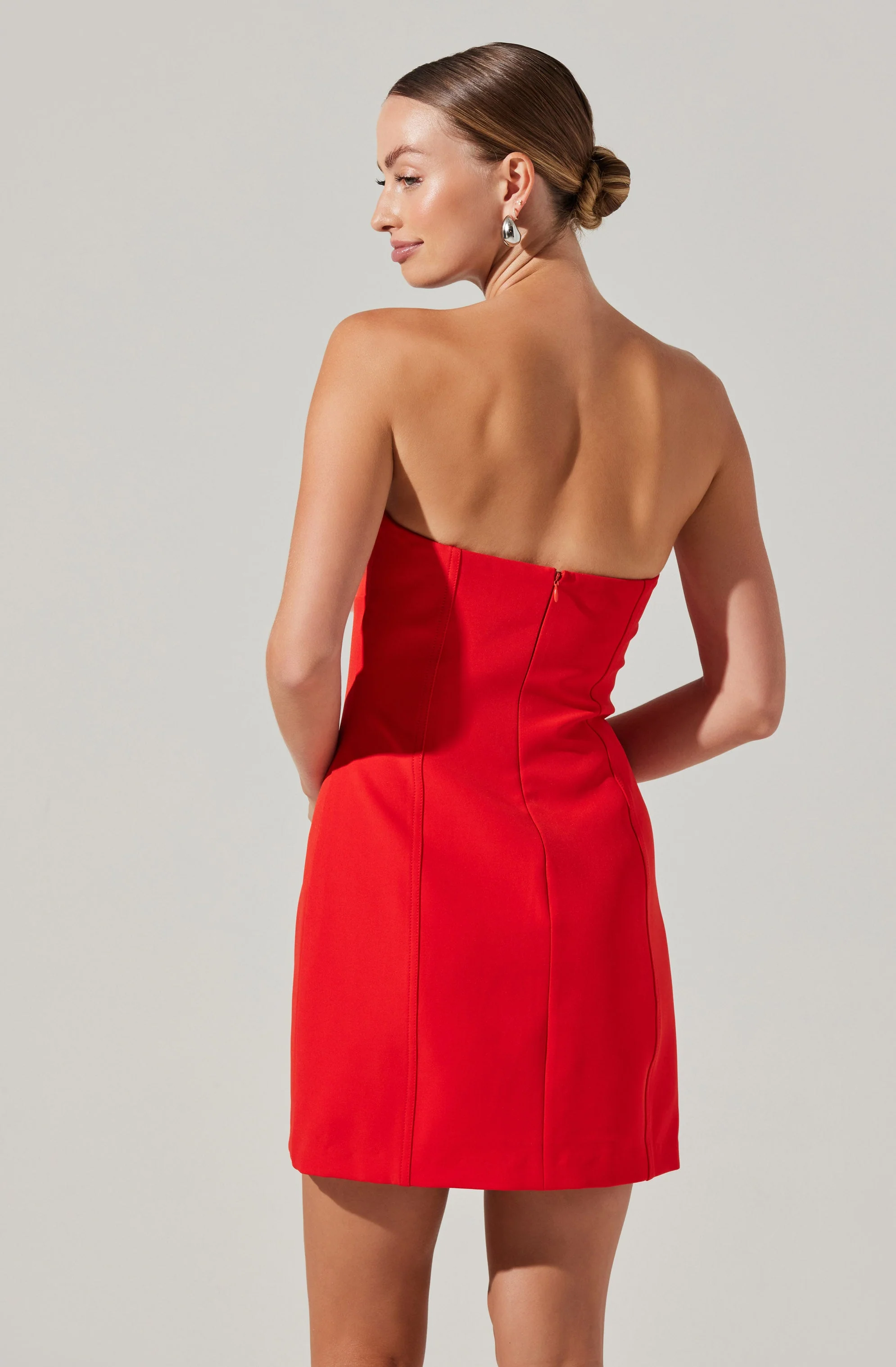 ASTR The Label Mekhi Strapless Mini Dress in Red - Image 5