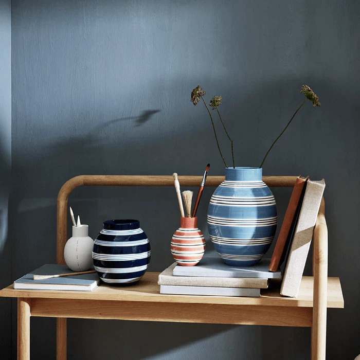 Rosendahl Omaggio Nuovo Vase in Blue - Image 2