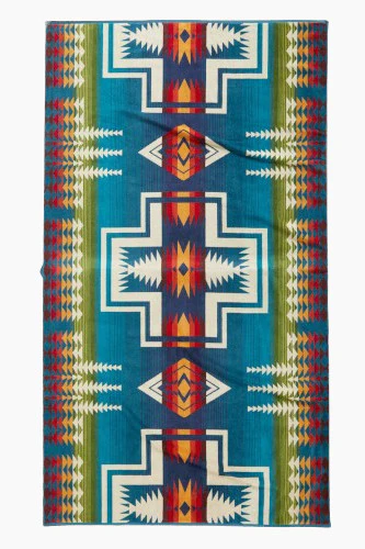 Pendleton Woolen Mills Oversized Jacquard Spa Towel in Century Harding