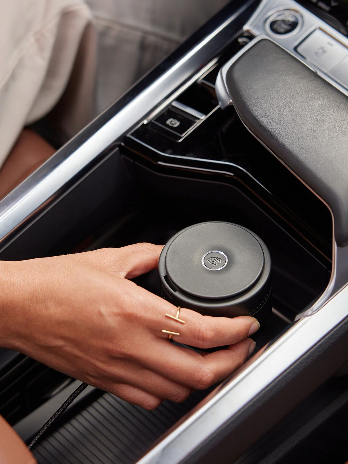Pura Car Fragrance Device - Image 2