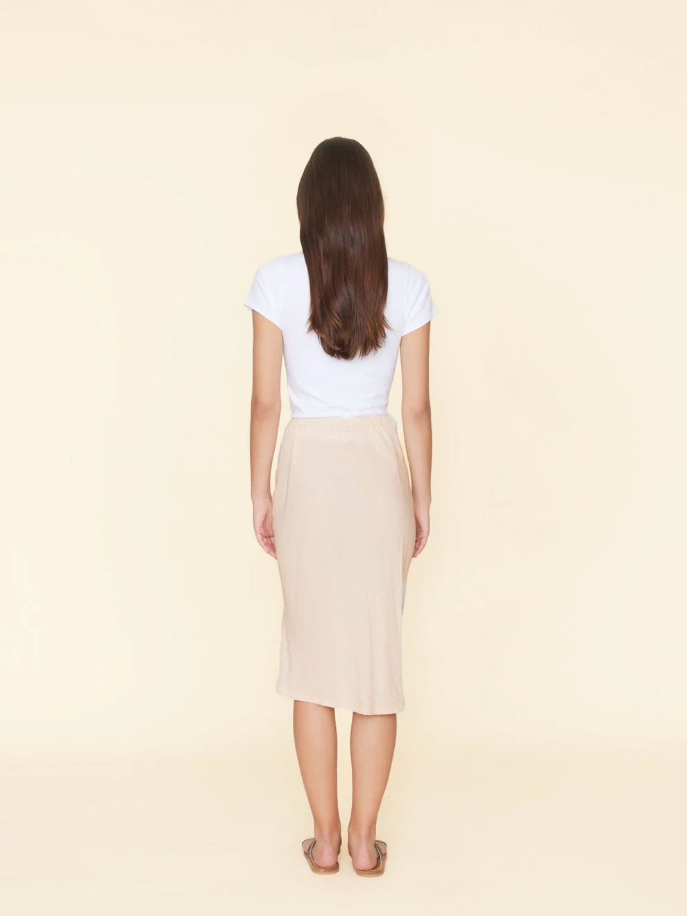 Xirena Scottie Skirt in Oysterette - Image 2
