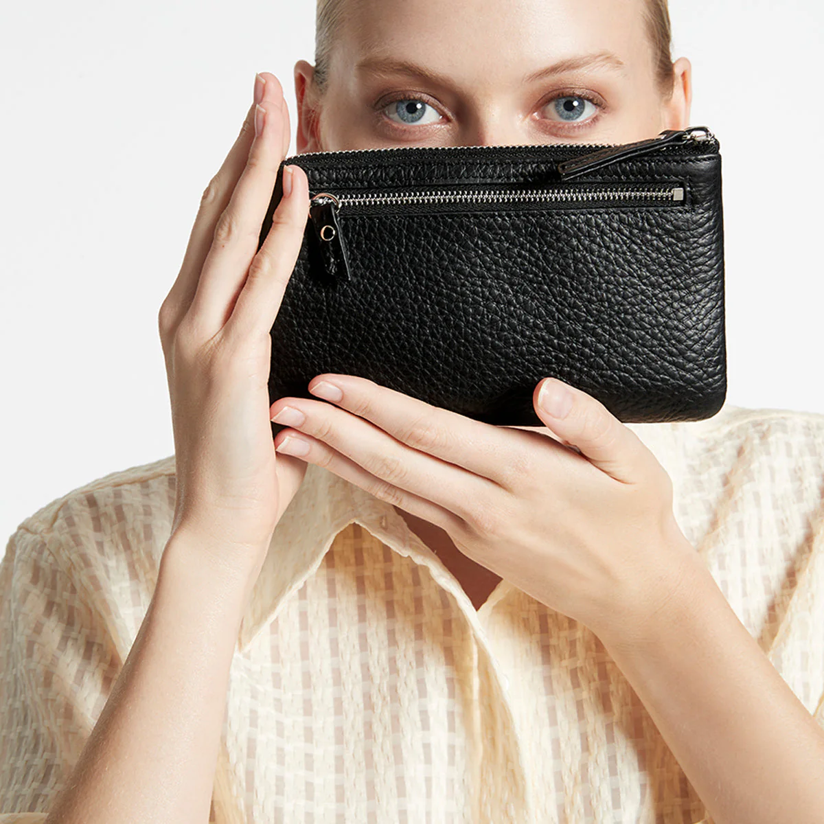 Status Anxiety Smoke And Mirrors Pouch in Black - Image 5