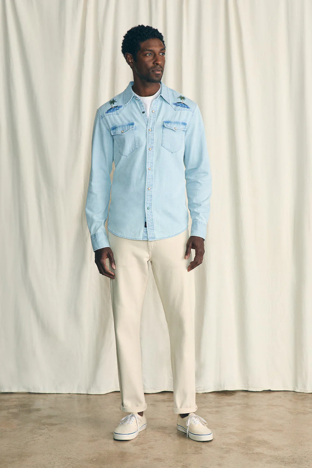 Faherty Sun & Waves Embroidered Shirt in Sunset Sky - Image 4