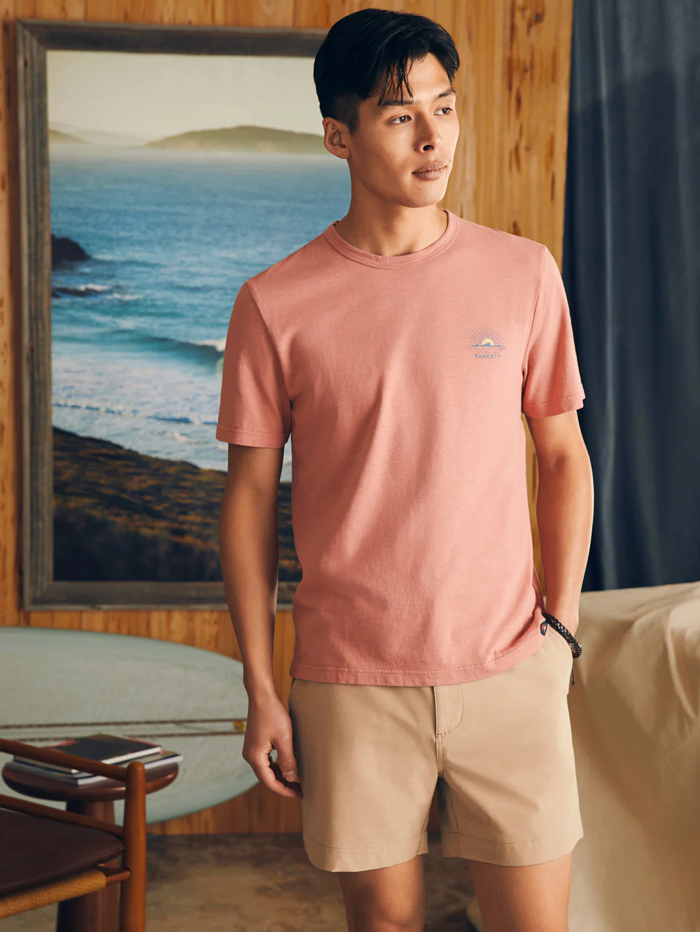 Faherty Sunwashed Graphic Tee in Faded Flag - Image 4
