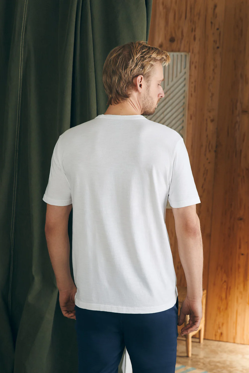 Faherty Surf Stripe Sunwashed Pocket Tee in White Surf Stripe - Image 5