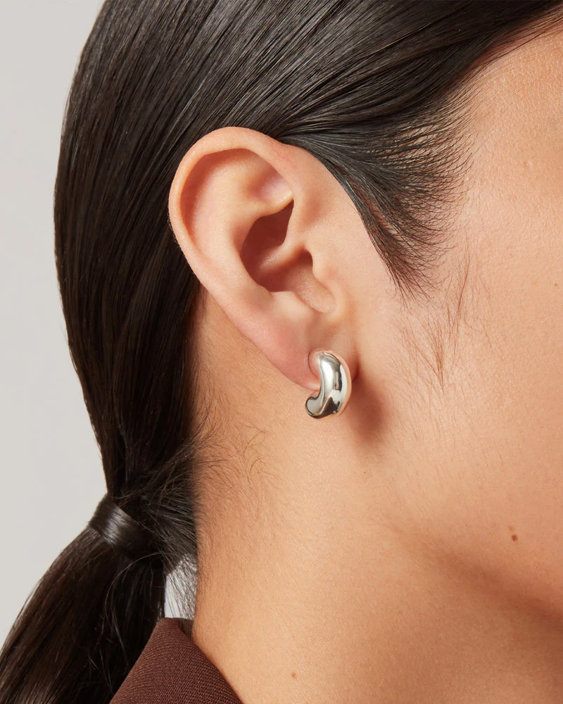 Jenny Bird Small Tome Hoop Earrings in Sterling Silver - Image 4