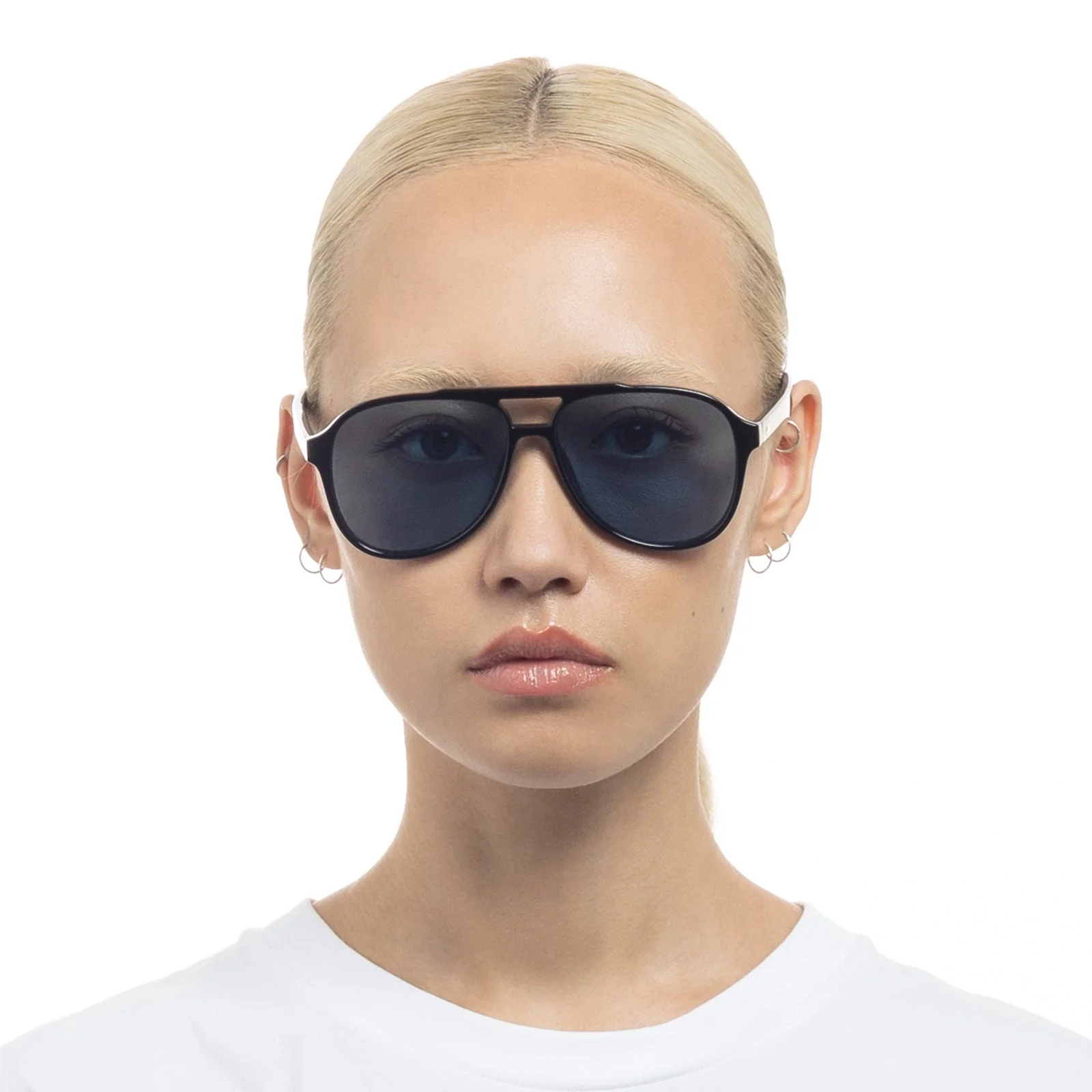 Le Specs Tragic Magic Sunglasses in Black and Navy Mono Lenses - Image 3